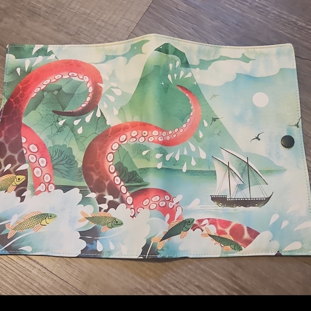 Lot Of Illumicrate Items - Picture 6 of 16